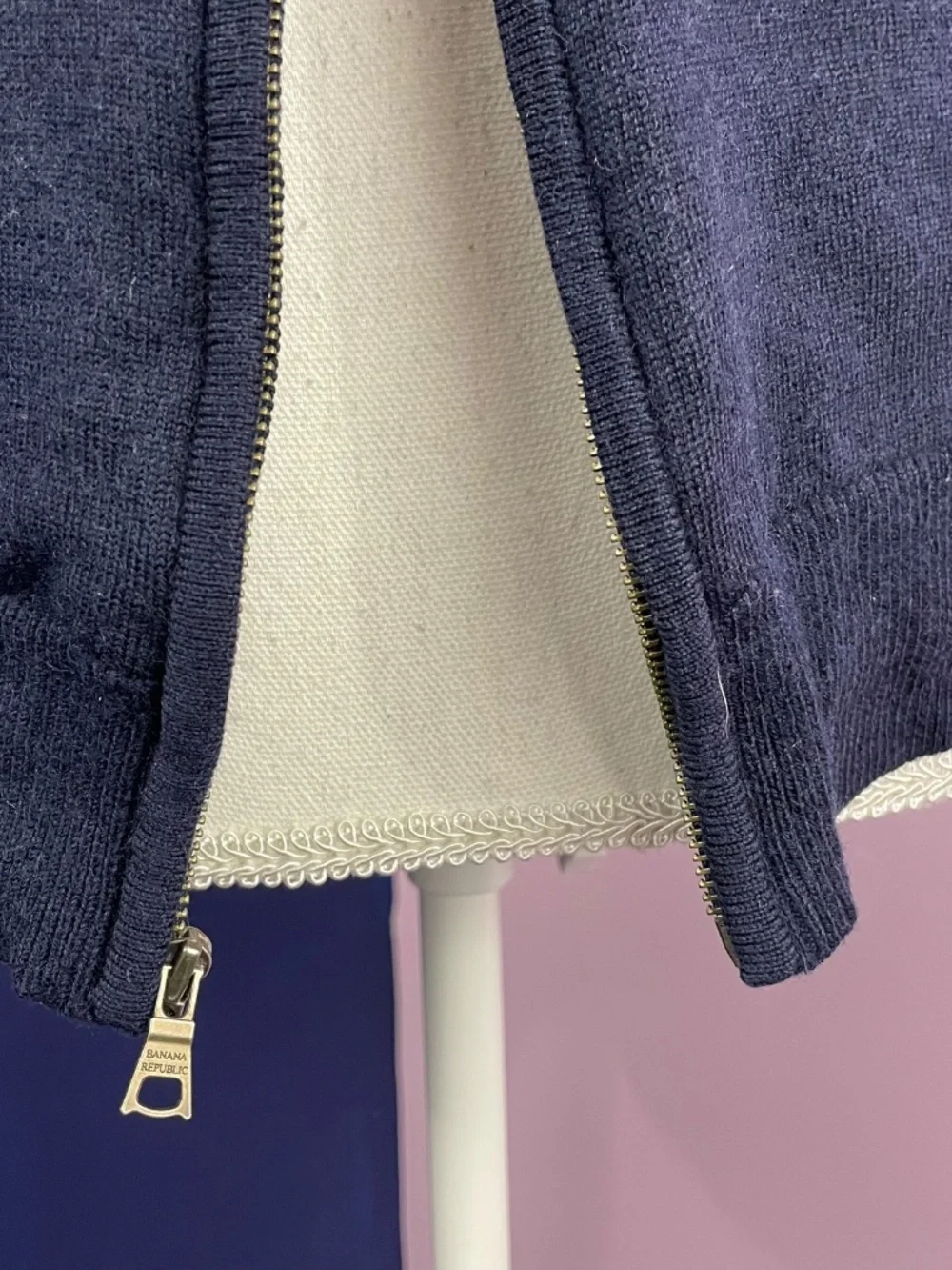 Banana Republic 100% merino